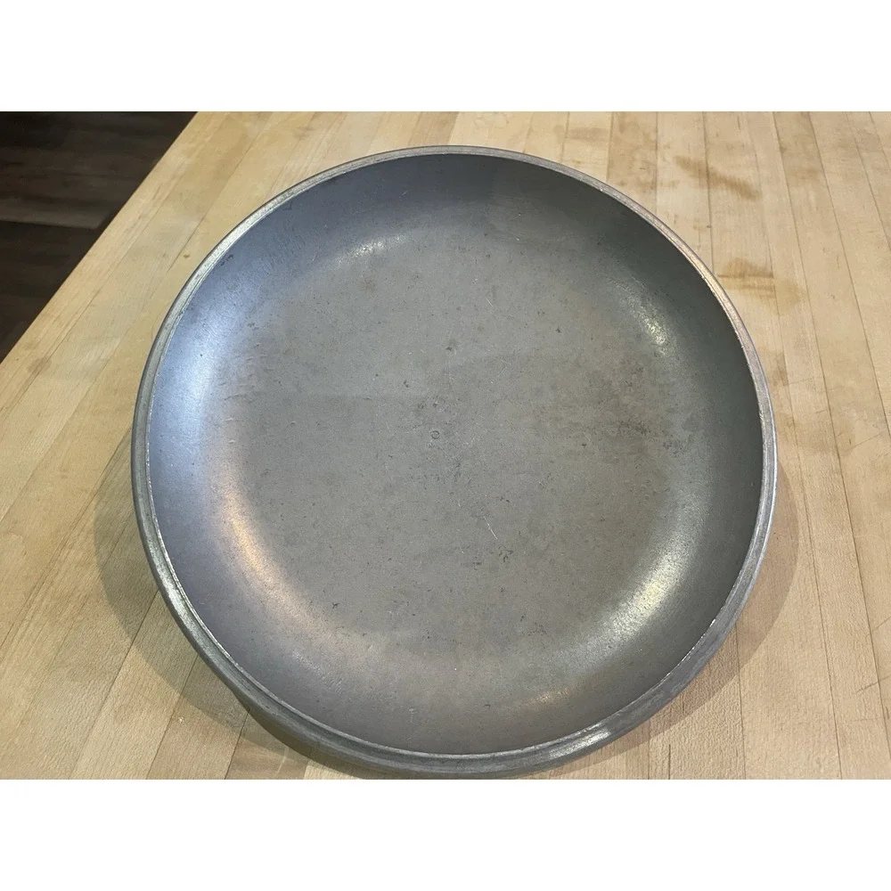 Club Hammered Aluminum 9